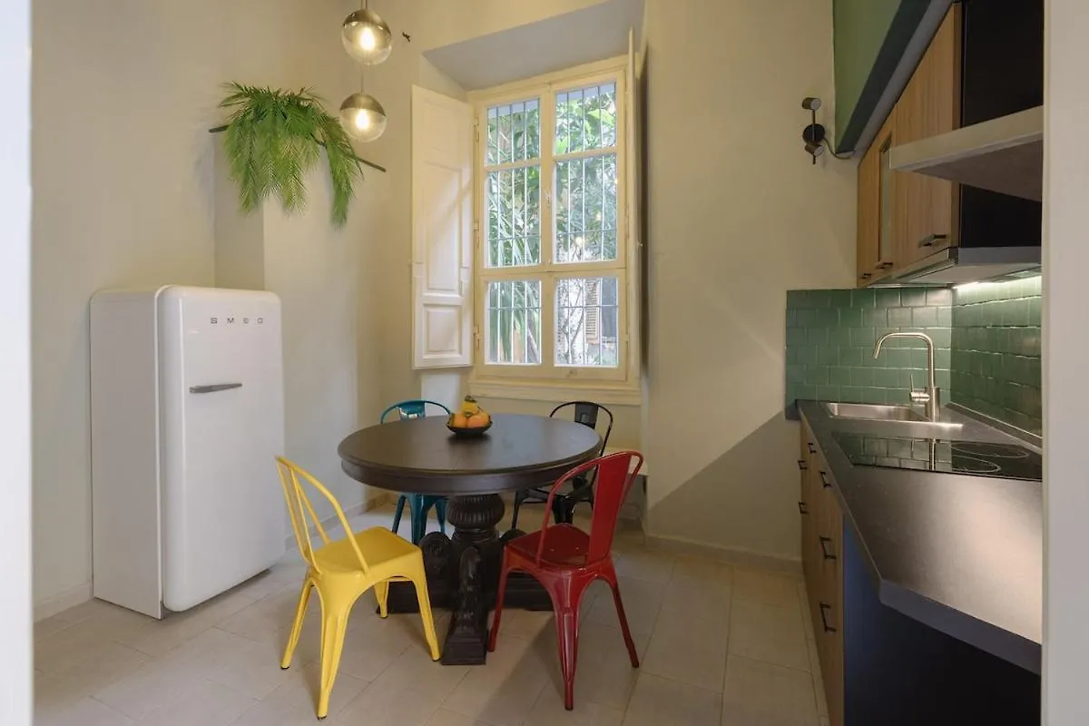 Sant'Ambrogio Oasis Apartment Florence